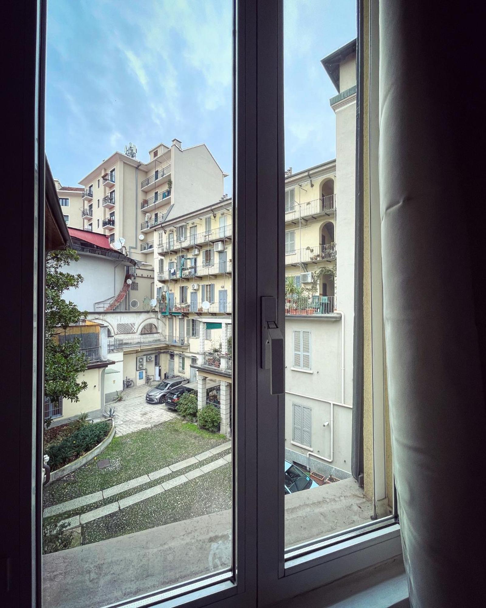 52 Coni Zugna Apartment Milan Exterior photo